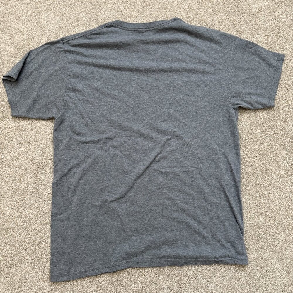 Bundle of 4 T-shirts - Picture 7 of 9